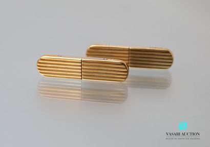 null Boucheron, pair of cufflinks in yellow gold, the steel attachments engraved...