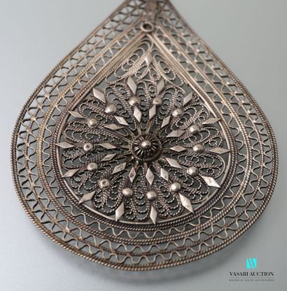 null An important pendant of pear shape out of silver plated metal filigree length...