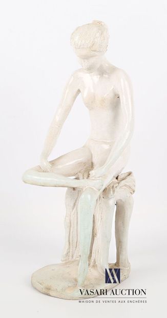 null UZAC François (1926-2022)

Sujet en terre cuite blanche émaillée blanc figurant...