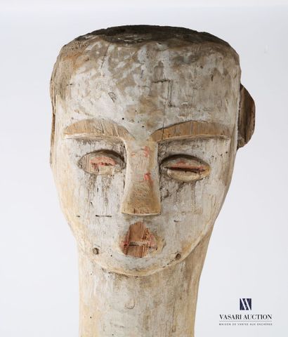 null AFRIQUE

Fétiche en bois sculpté avec traces de polychromie représentant une...
