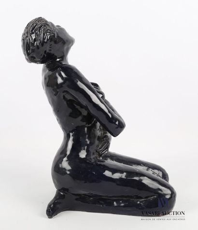 null UZAC François (1926-2022)

Sujet en terre cuite émaillée bleu nuit figurant...