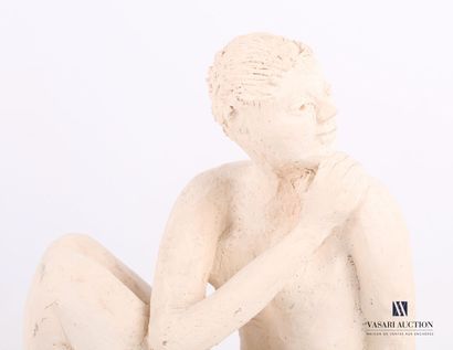 null UZAC François (1926-2022)

Sujet en terre cuite blanche figurant une femme nue...