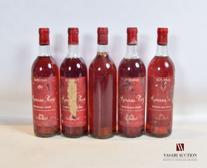 null 5 bouteilles	AGNEAU ROSÉ	Bordeaux rosé mise nég.	NM

	Et.: 4 fanées et tachées,...