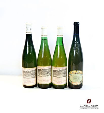 null Lot de 4 blles de vin blanc allemand comprenant :		

3 bouteilles	Riesling Filzener...