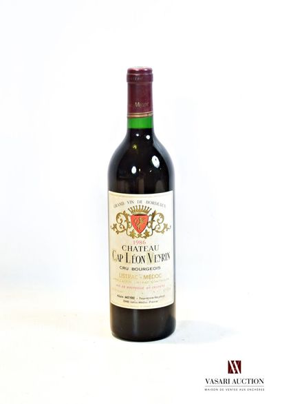null 1 bouteille	Château CAP LÉON VEYRIN	Listrac CB	1986

	Et. un peu tachée et un...