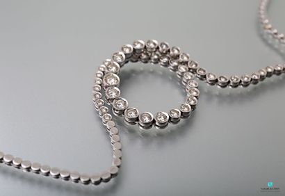 Necklace river in white gold 750 thousandths...