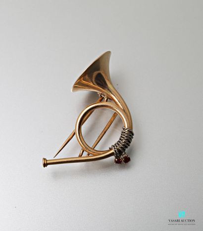 Mellerio, brooch in yellow gold 750 thousandths...