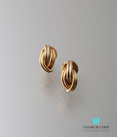 Pair of earrings in yellow gold 750 thousandths...