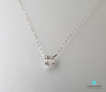 null Necklace in white gold 750 thousandths decorated with a pendant of square shape...