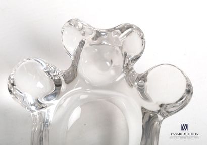 null Paire de cendriers en verre cristallin représentant deux oursons sur le dos.

(rayures)

Long....