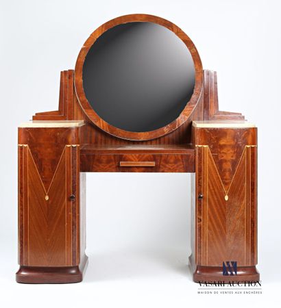 null Dressing table in natural wood and mahogany veneer, it presents in its upper...