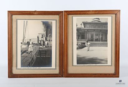null Lot of two black and white photographs the first marked "Souvenir Arcachon débarcation...