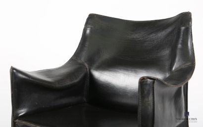 null BELLINI Mario (born in 1935)

Armchair 413 called Cab in black leather.

Edition...