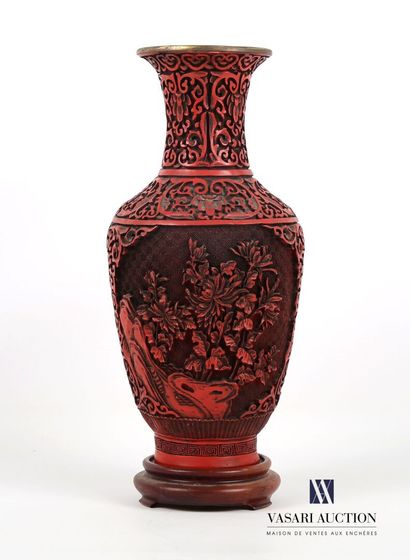 null CHINA

Vase of baluster form, the interior in brass, the exterior in carved...