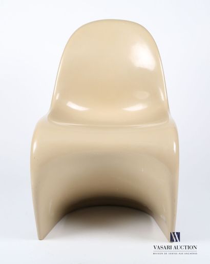 null PANTON Verner (1926-1998)

Beige plastic chair.

Edition Herman Miller - Label...