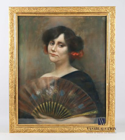 null THE RATUL (end of XIX - beginning of XX century)

Woman with a fan

Pastel on...
