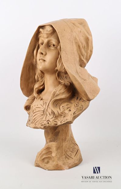 null HABÖCK (XXème siècle)

Buste de femme encapuchonnée 

Plâtre

Signé et numérotée

Haut....
