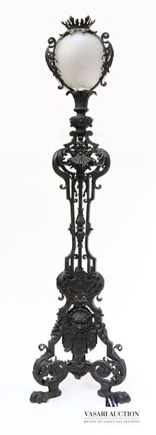 null 
MANCHELLE & PELTIER 




Very important lamp post in black lacquered wrought...