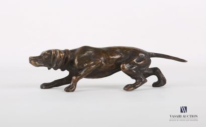 null Bronze subject representing a hunting dog at rest

Height : 4 cm 4 cm - Width...