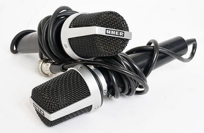 null Two UHER M517 microphones

Good condition. No guarantee of functioning.