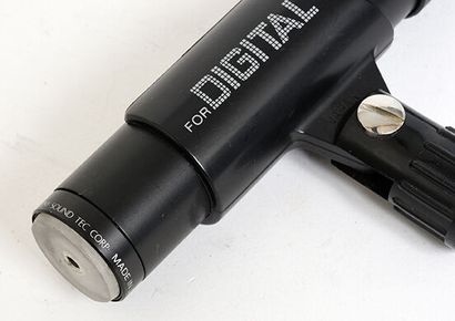 null Stereo Microphone SONY ECM - 959V for digital + its support

Very good condition,...