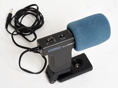 null SONY STEREO ECM-929LT microphone + folding base and foam

Very good condition....