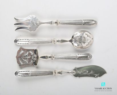null Four pieces hors d'oeuvres set, the handle in silver with ribbed decoration...