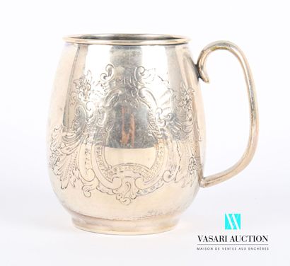 null Cup in silver 800 thousandth with handle, the body decorated with a blind cartouche...