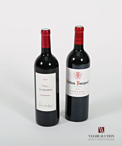 null Lot de 2 bouteilles comprenant :		

1 bouteille	Château BOURGNEUF	Pomerol	2019

1...