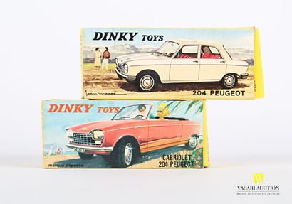 null DINKY TOYS (FR)

Lot de deux véhicules : 204 Peugeot Réf 510 - Cabriolet 204...