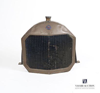 null Radiator of car of carrying an enamelled medallion Georges Richard UNIC Putaux...