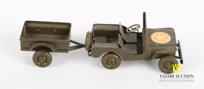 null MY JEEP PARIS

Vehicle 1/43th in painted sheet metal 

(small wears, box in...