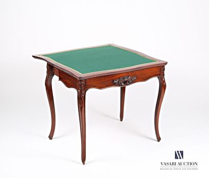 null Mahogany veneer game table, the rectangular tray reveals a green felt game carpet....
