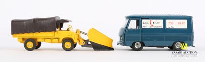 null DINKY TOYS (FR)

Lot of two vehicles : Mercedes Benz snowplow Ref 567 - Peugeot...