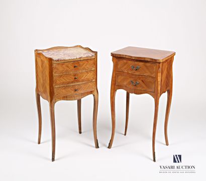 null Two bedside tables in rosewood veneer inlaid with leaves in frames of nets,...