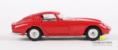 null DINKY TOYS (FR)

Lot of two vehicles : Ferrari 275 GTB Ref 506 - Break Simca...