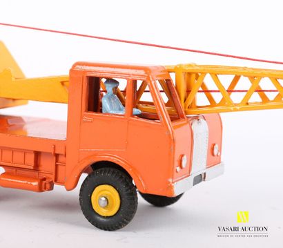 null DINKY SUPERTOYS (FRANCE MECCANO)

Camion-grue "coles" 972

(boite et notice...