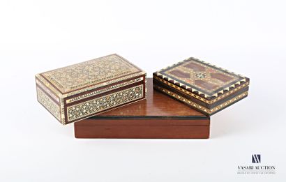 null Set of three boxes, two in marquetry (Height. : 5 cm - Width : 16,5 cm - Depth...