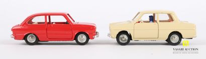 null DINKY TOYS (FR)

Lot of two vehicles : DAF Ref 508 - Fiat 850 Ref 509

(original...
