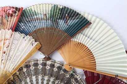 null Lot including seven fans including a fan, the leaf printed with a gallant scene,...