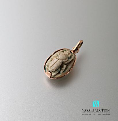 null Charm Souvenir of Egypt, in pink gold 585 thousandths set with an Egyptian scarab...