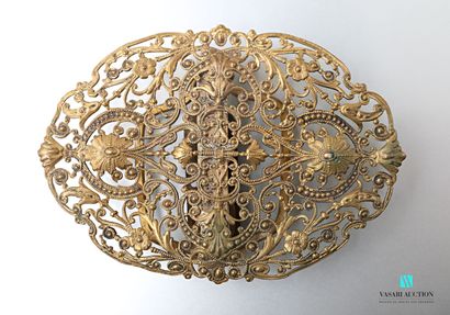 null Belt buckle in gilded metal oval with decoration of foliage and foliage 

Dimensions...