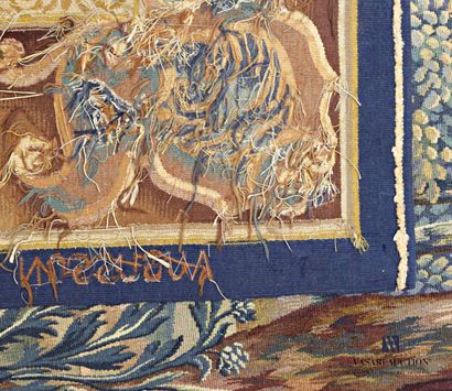 null AUBUSSON Manufacture d'

Tapisserie en laine et soie représentant une verdure...