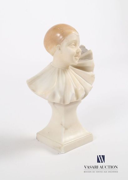 null FEBO Trafeli (1894-1935)

Pierrot

Sculpture en marbre 

posant sur un socle...