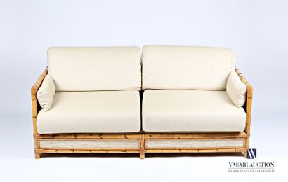 null VIVAÎ DEL SUD - ITALY

Bamboo and fabric sofa 

Carries a cartel

XXth century...