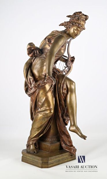 null CARRIER-BELLEUSE Albert Ernest (1824-1887), d'après 

Mélodie, femme à la lyre

Bronze...