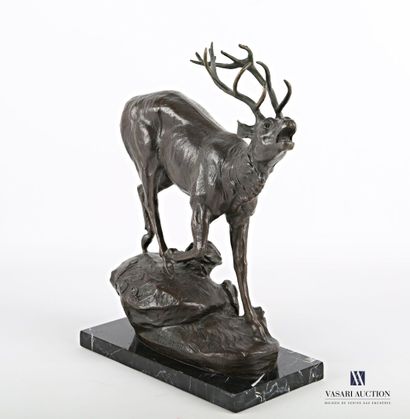 null LECOURTIER Prosper (1851-1925)

Le brame du cerf

Bronze à patine brune

Signé...
