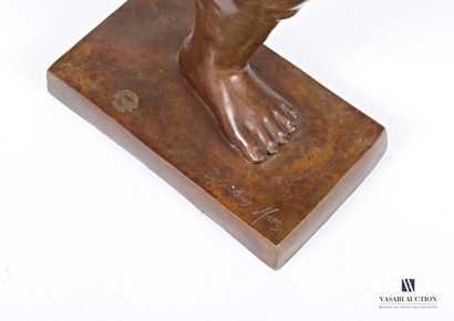 null MAAS Christian (né en 1951)

Belkuisse

Bronze à patine chocolat

Signé, numéroté...