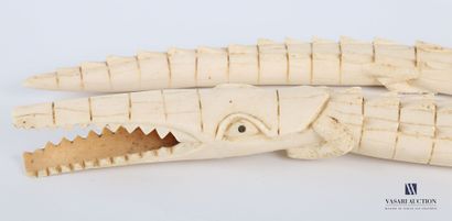 null Central African Republic

Pair of sculptures in ivory (loxodonta africana) representing...
