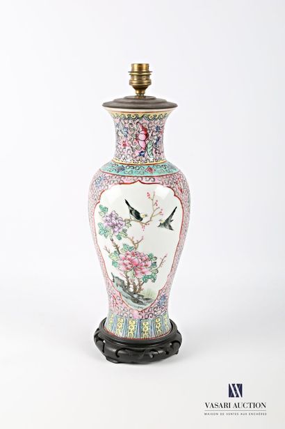 null CHINA

White porcelain baluster lamp base decorated with polychrome enamels...